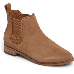 TOMS Ella Chelsea Boot